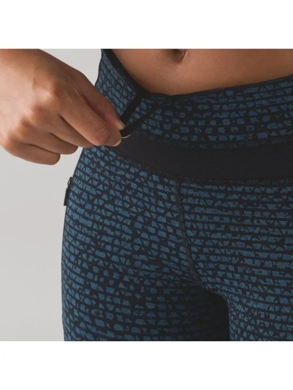 Lululemon Inspire Tight II EEUC
